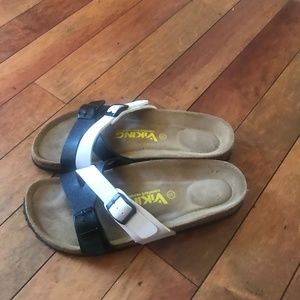 Ladies VIKING comfort revolution sandals size 9 (39) white/black